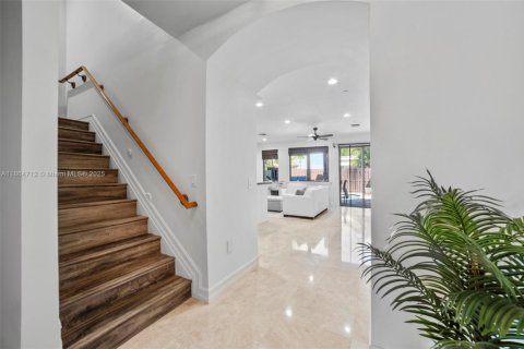 Townhouse in Fort Lauderdale, Florida 3 bedrooms, 186.55 sq.m. № 1892735 - photo 8