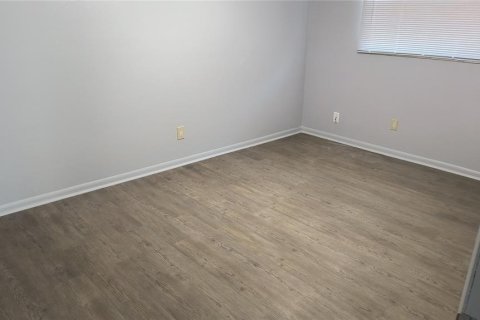 Appartement à louer à Largo, Floride: 2 chambres, 74.32 m2 № 2134511 - photo 14