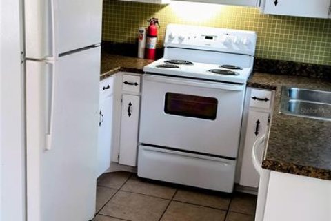 Appartement à louer à Largo, Floride: 2 chambres, 74.32 m2 № 2134511 - photo 8