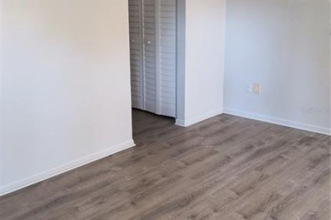 Appartement à louer à Largo, Floride: 2 chambres, 74.32 m2 № 2134511 - photo 6