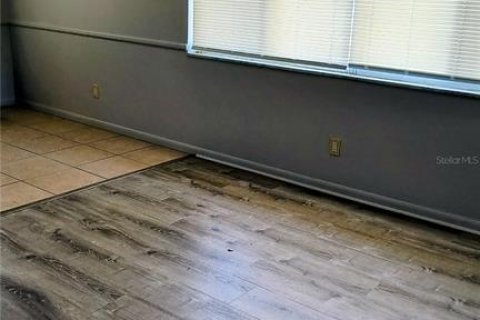 Appartement à louer à Largo, Floride: 2 chambres, 74.32 m2 № 2134511 - photo 4