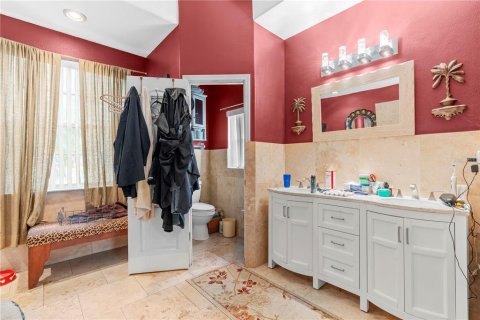 Купить виллу или дом в Плант-Сити, Флорида 9 комнат, 223.62м2, № 1899564 - фото 25