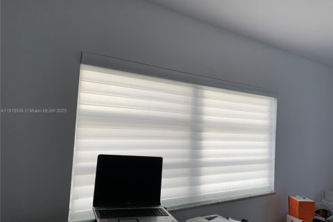 Condominio en venta en Hollywood, Florida, 1 dormitorio, 76.64 m2 № 1966950 - foto 29