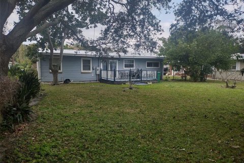House in Cocoa Beach, Florida 3 bedrooms, 105.91 sq.m. № 2359410 - photo 8