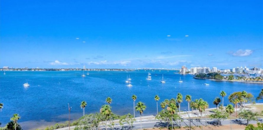 Condominio en Sarasota, Florida, 2 dormitorios  № 1721073
