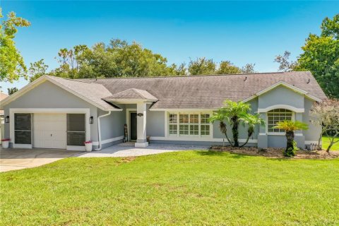 Casa en Eustis, Florida 3 dormitorios, 188.13 m2 № 2361119