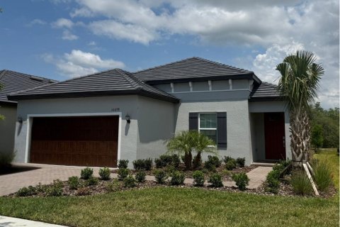 Casa en venta en Land O' Lakes, Florida, 2 dormitorios, 165.64 m2 № 1684443 - foto 1