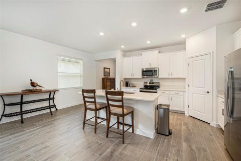 Casa en venta en Land O' Lakes, Florida, 2 dormitorios, 165.64 m2 № 1684443 - foto 11