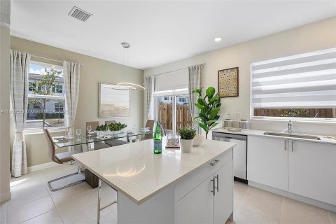Townhouse in Homestead, Florida 3 bedrooms, 149.76 sq.m. № 1727913 - photo 24