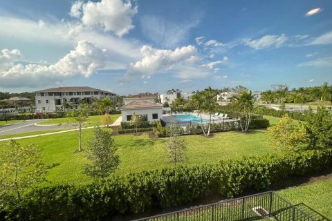 Townhouse in Lake Worth, Florida 3 bedrooms, 215.25 sq.m. № 1826097 - photo 11