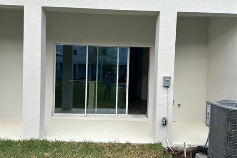 Touwnhouse à louer à DeLand, Floride: 3 chambres, 159.98 m2 № 2109462 - photo 9