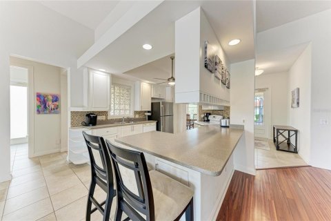 House in Venice, Florida 5 bedrooms, 235.69 sq.m. № 2398468 - photo 16