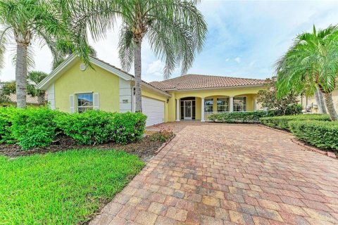 House in Venice, Florida 5 bedrooms, 235.69 sq.m. № 2398468 - photo 10