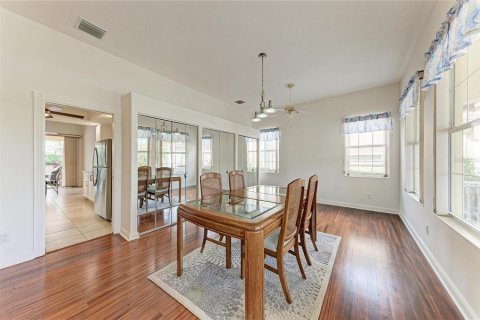 House in Venice, Florida 5 bedrooms, 235.69 sq.m. № 2398468 - photo 25