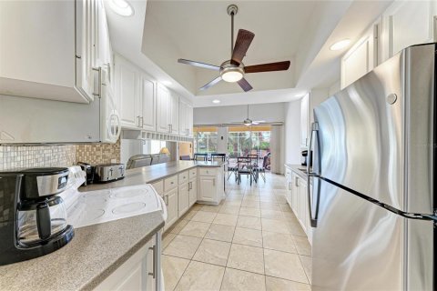 House in Venice, Florida 5 bedrooms, 235.69 sq.m. № 2398468 - photo 19