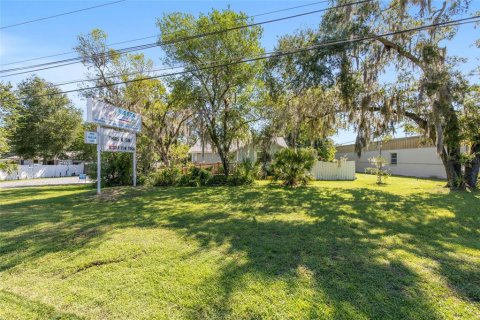 Commercial property in Ocala, Florida 168.9 sq.m. № 1912450 - photo 2