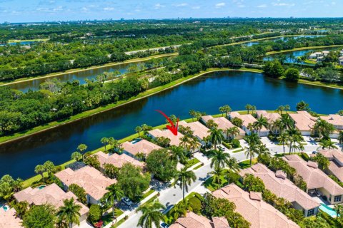 Villa ou maison à vendre à Palm Beach Gardens, Floride: 3 chambres, 194.82 m2 № 1142208 - photo 1