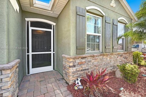 Casa en alquiler en Palm Bay, Florida, 4 dormitorios № 2050162 - foto 3