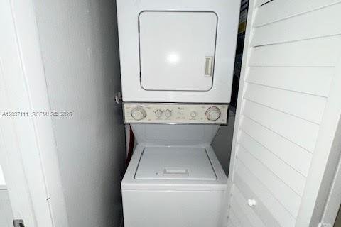 Propiedad comercial en venta en Coral Springs, Florida № 2154087 - foto 12