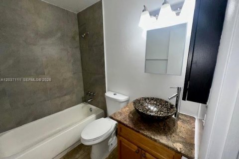 Propiedad comercial en venta en Coral Springs, Florida № 2154087 - foto 22