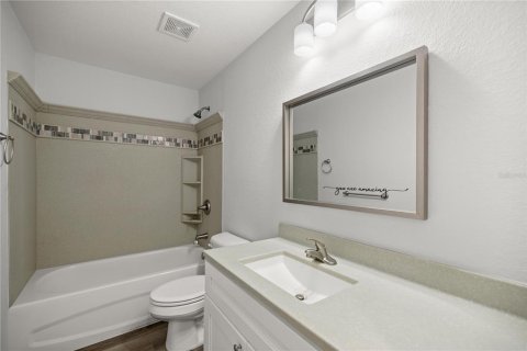 House in Ocklawaha, Florida 3 bedrooms, 128.21 sq.m. № 1548098 - photo 9
