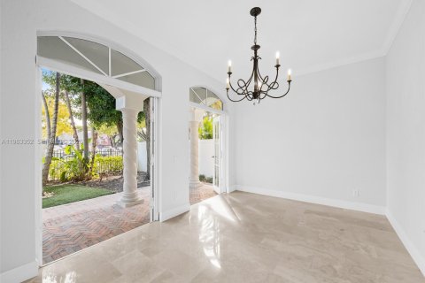 Villa ou maison à vendre à Fort Lauderdale, Floride: 4 chambres, 333.7 m2 № 2033467 - photo 18