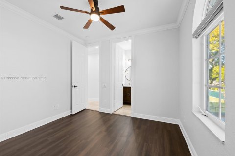Villa ou maison à vendre à Fort Lauderdale, Floride: 4 chambres, 333.7 m2 № 2033467 - photo 27