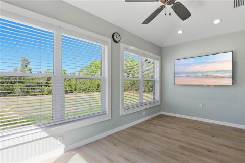 House in Port Charlotte, Florida 1 bedroom, 39.48 sq.m. № 2166588 - photo 19