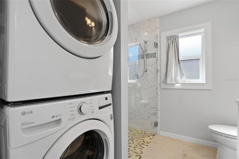 House in Port Charlotte, Florida 1 bedroom, 39.48 sq.m. № 2166588 - photo 20