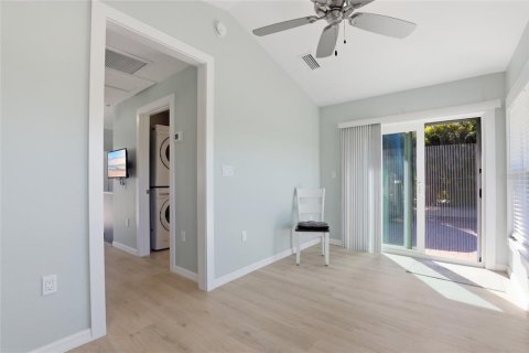 House in Port Charlotte, Florida 1 bedroom, 39.48 sq.m. № 2166588 - photo 18