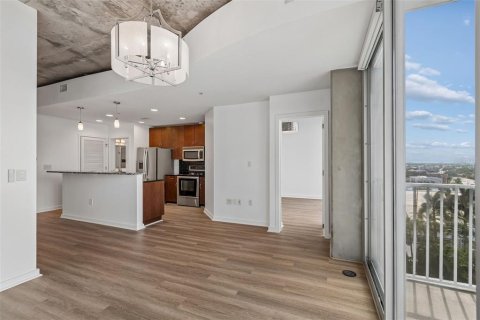 Copropriété à vendre à Tampa, Floride: 1 chambre, 66.33 m2 № 2210186 - photo 10
