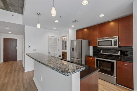 Copropriété à vendre à Tampa, Floride: 1 chambre, 66.33 m2 № 2210186 - photo 11