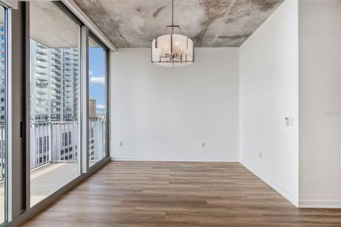 Copropriété à vendre à Tampa, Floride: 1 chambre, 66.33 m2 № 2210186 - photo 5