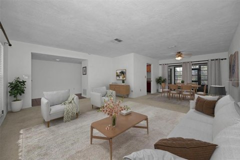 House in Dunedin, Florida 4 bedrooms, 192.87 sq.m. № 1909768 - photo 12