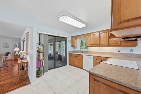 Villa ou maison à vendre à Sun City Center, Floride: 2 chambres, 172.43 m2 № 2322571 - photo 17