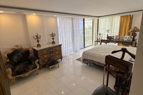 Снять в аренду кондоминиум в Санни-Айлс-Бич, Флорида 2 спальни, 170.94м2, № 2035867 - фото 8