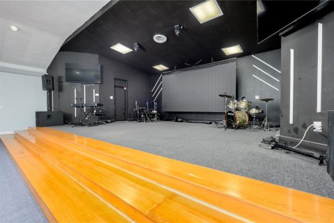 Immobilier commercial à vendre à Lakeland, Floride: 432 m2 № 2135595 - photo 7