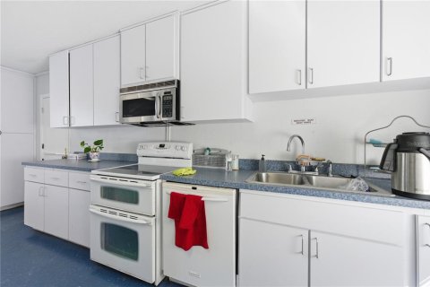 Immobilier commercial à vendre à Lakeland, Floride: 432 m2 № 2135595 - photo 27