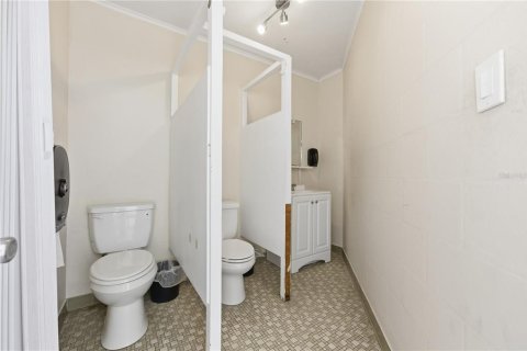 Immobilier commercial à vendre à Lakeland, Floride: 432 m2 № 2135595 - photo 19