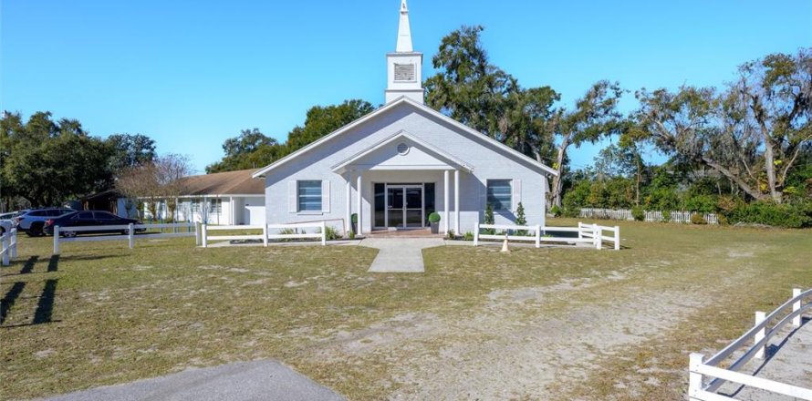 Immobilier commercial à Lakeland, Floride 432 m2 № 2135595