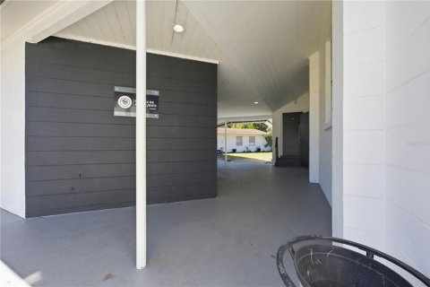 Immobilier commercial à vendre à Lakeland, Floride: 432 m2 № 2135595 - photo 18