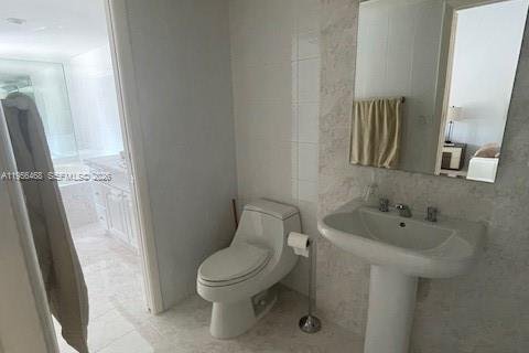 Touwnhouse à vendre à Aventura, Floride: 3 chambres, 188.78 m2 № 2010559 - photo 9