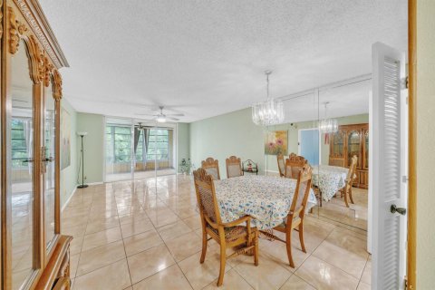 Copropriété à louer à Lauderdale Lakes, Floride: 2 chambres, 89.19 m2 № 2261896 - photo 9
