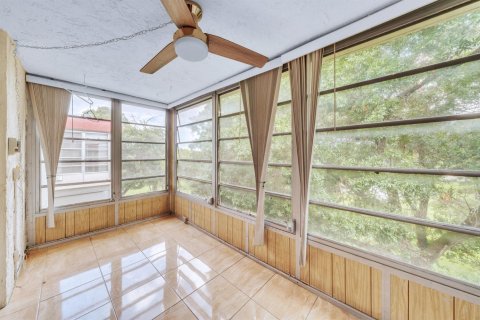 Copropriété à louer à Lauderdale Lakes, Floride: 2 chambres, 89.19 m2 № 2261896 - photo 12