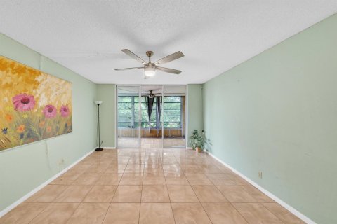 Copropriété à louer à Lauderdale Lakes, Floride: 2 chambres, 89.19 m2 № 2261896 - photo 10