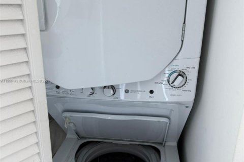 Купить кондоминиум в Майами, Флорида 1 спальня, 90.86м2, № 1957179 - фото 20