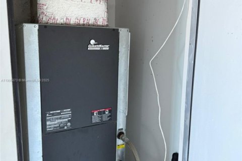 Купить кондоминиум в Майами, Флорида 1 спальня, 90.86м2, № 1957179 - фото 21