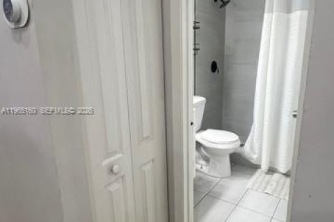 Touwnhouse à louer à Sunrise, Floride: 3 chambres, 123.56 m2 № 2026484 - photo 10