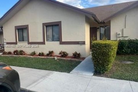 Touwnhouse à Sunrise, Floride 3 chambres, 123.56 m2 № 2026484