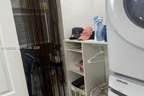 Touwnhouse à louer à Sunrise, Floride: 3 chambres, 123.56 m2 № 2026484 - photo 9